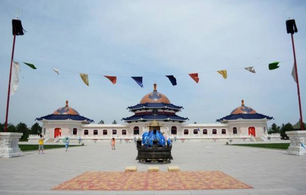 Genghis Khan Mausoleum2